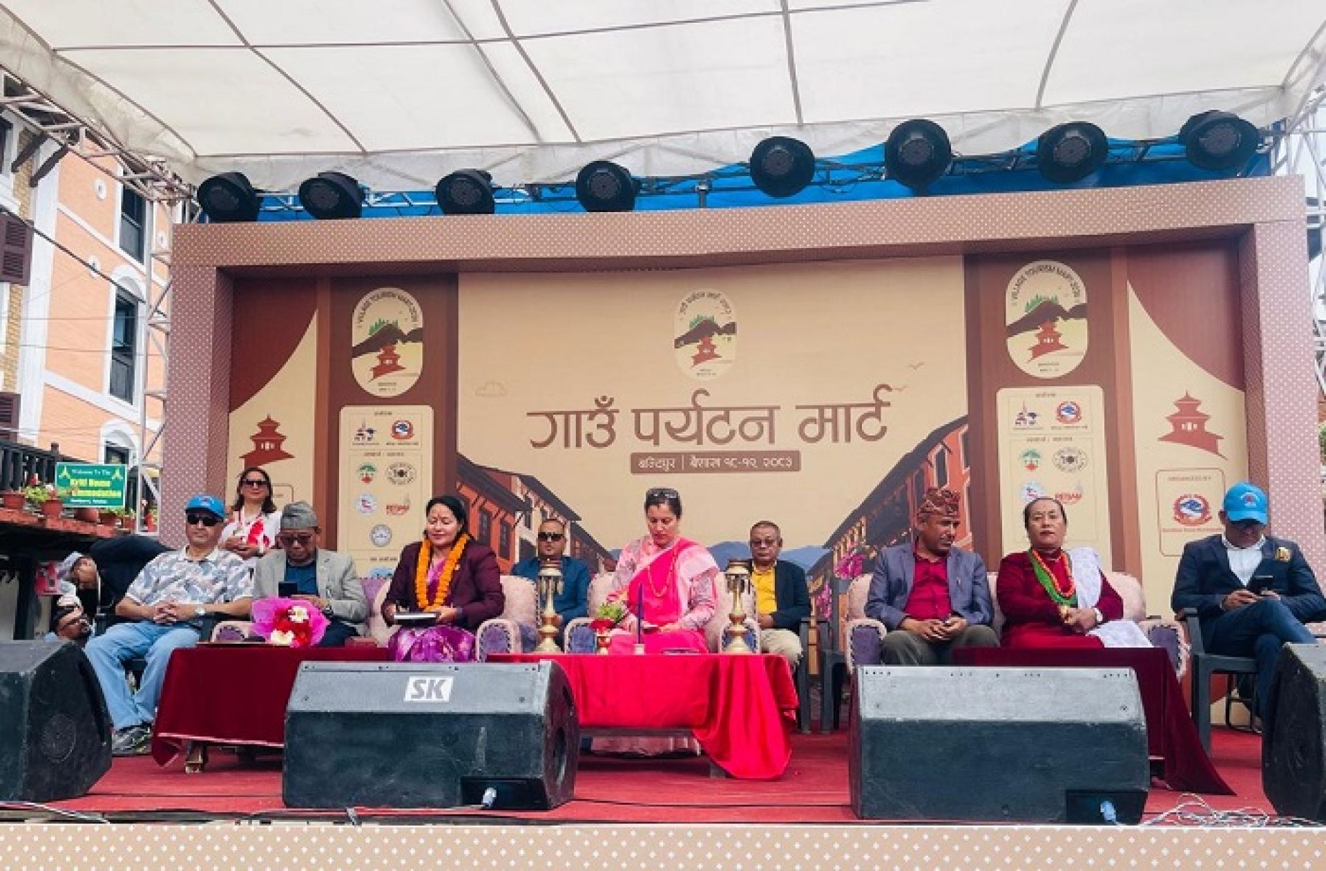 ग्रामीण पर्यटन प्रवर्द्धन गर्न बन्दीपुरमा भिलेज टुरिज्म मार्ट २०८३ सुरु